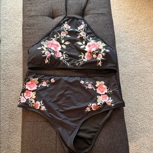 Cupshe Black Floral Bikini Set